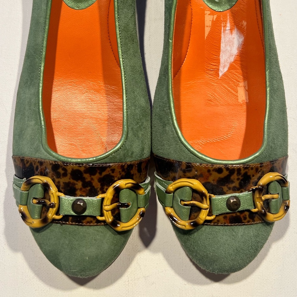 Vintage Green Suede Kitten Heeled Pumps